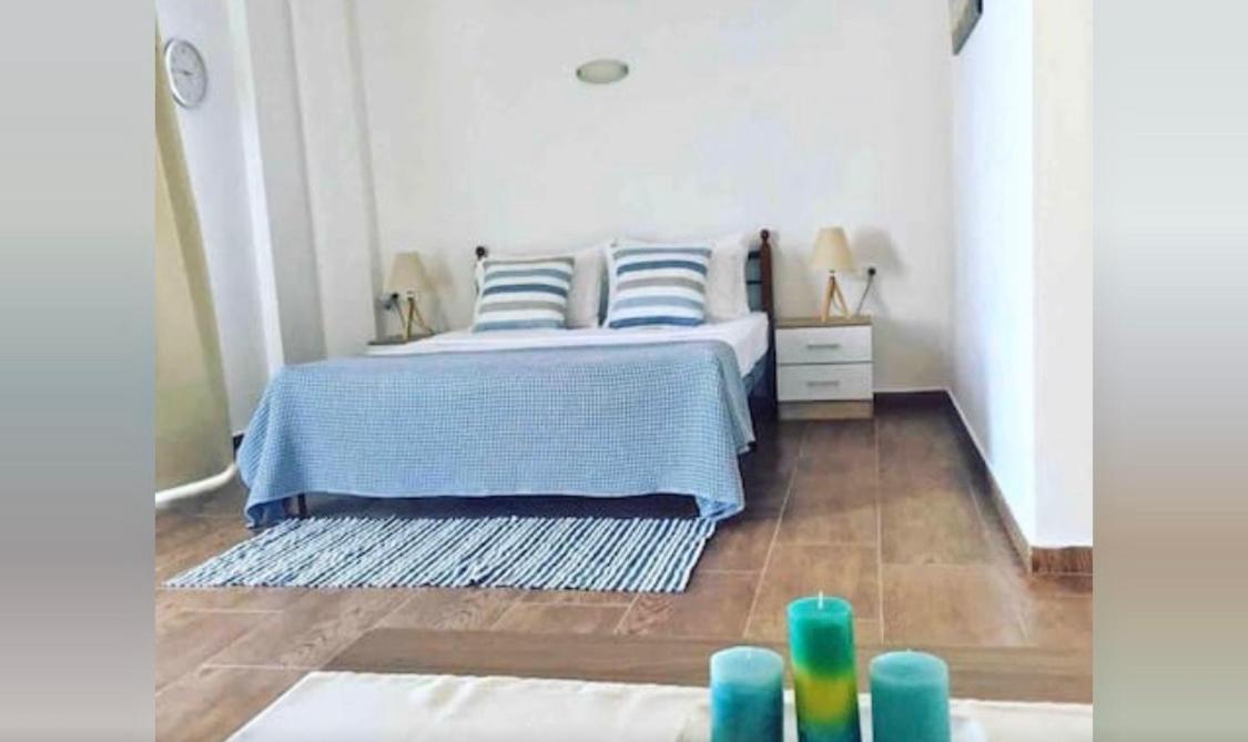 Grande Blue With Private Bay *