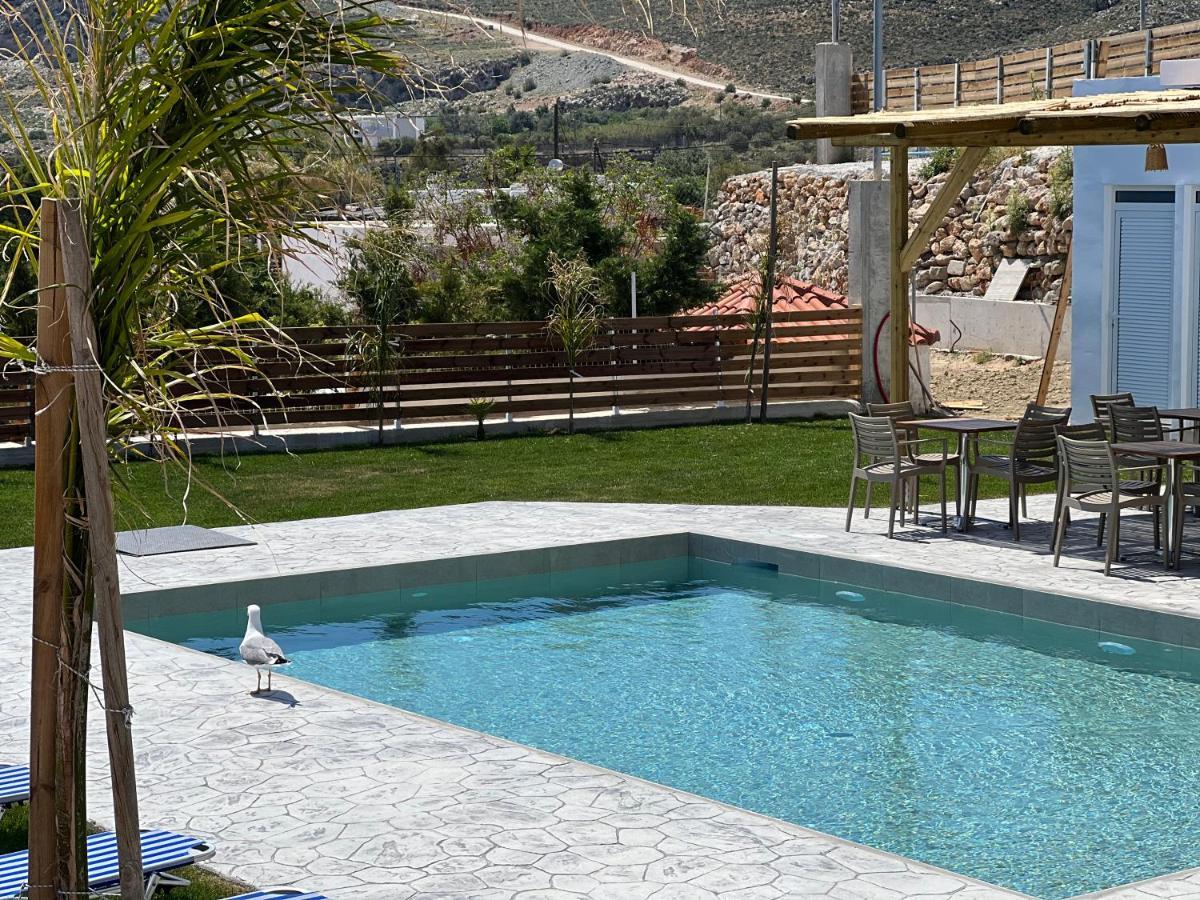 Grande Blue With Private Bay *